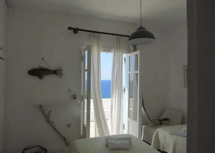 Waves * Agios Ioannis Diakoftis