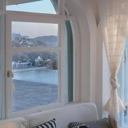 Waves Agios Ioannis Diakoftis